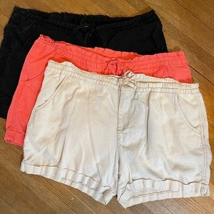 Set of 3 paper bag waist shorts with fold up hem.